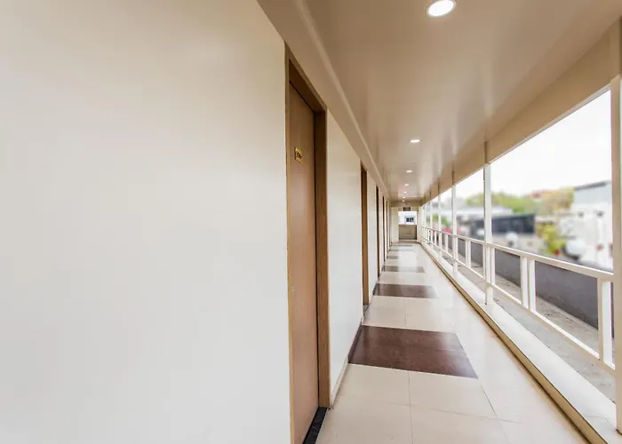 Oyo 11929 Hotel Ridhi Sidhi Indore